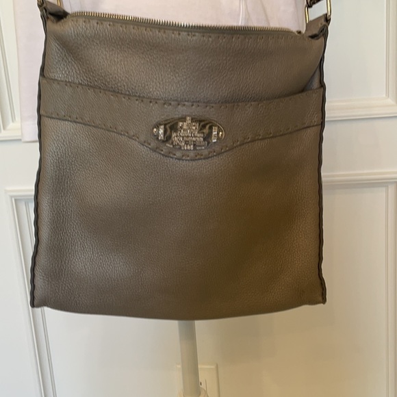 Fendi Messenger Handbag - Picture 3 of 14